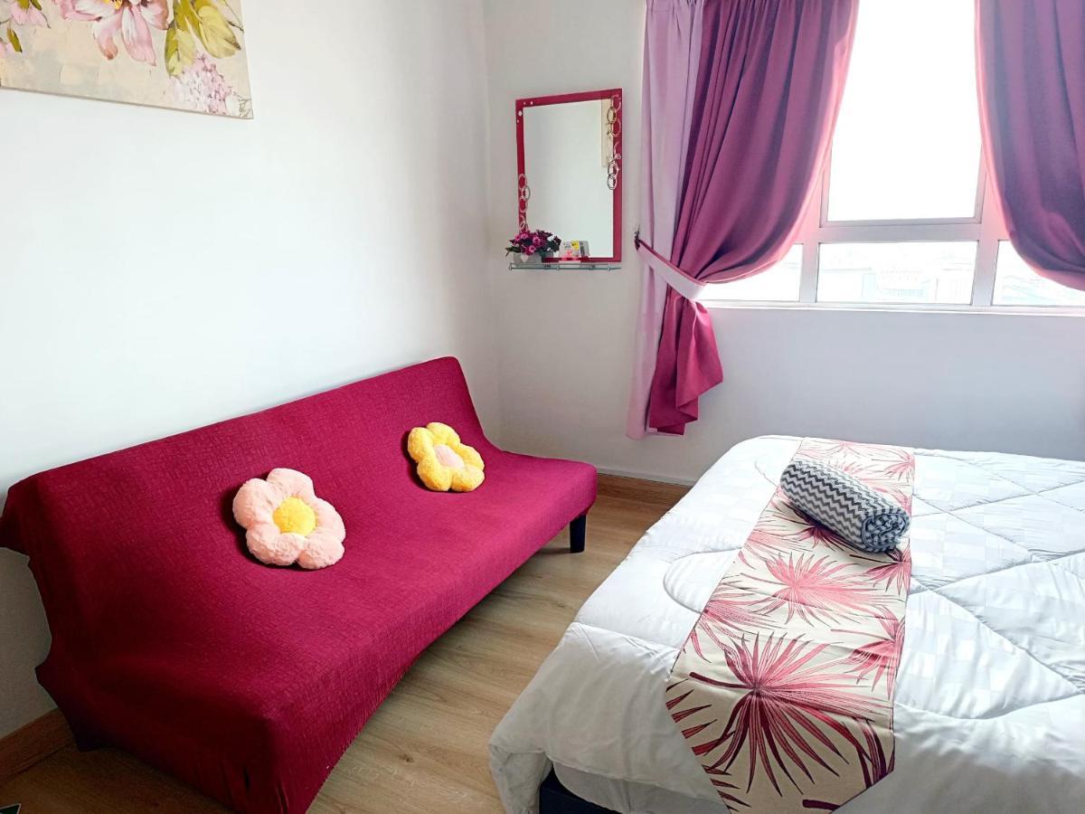 D'Luna Homestay Terengganu Sea View / Drawbrige View / Near Hsnz, Ktcc, Drawbrige Kuala Terengganu Exterior photo